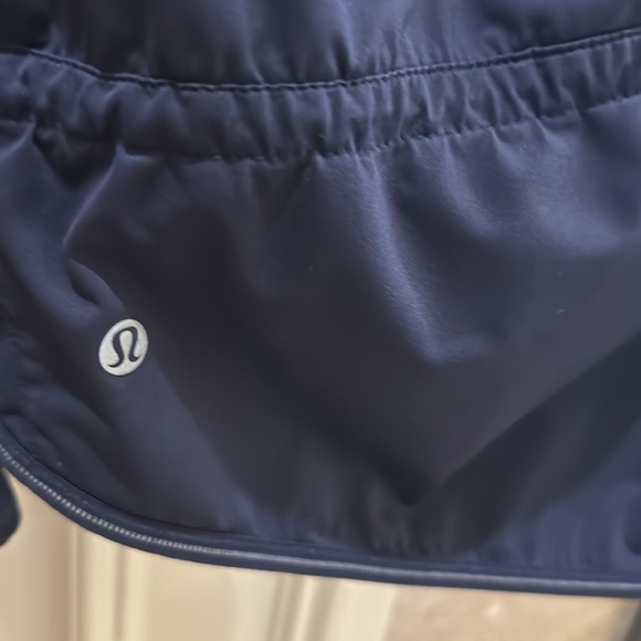 Women’s Lululemon Kicking Asphalt Jacket Sz 10 Midnight Navy - Picture 7 of 10